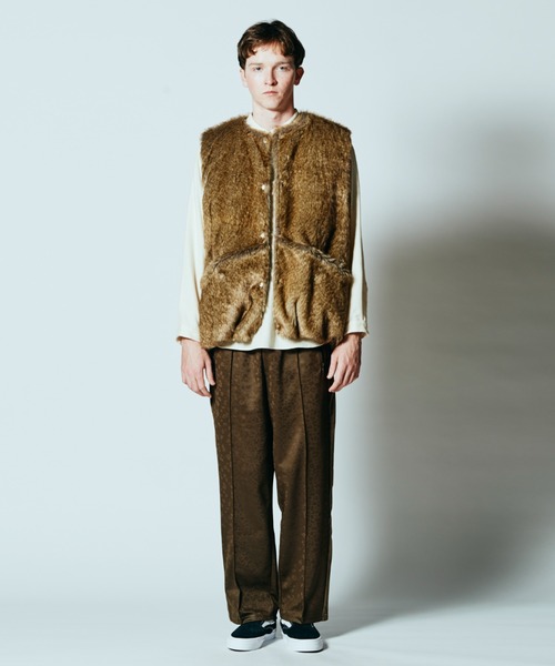 SUNNY  SPORTS（サニースポーツ）の「SUNNY SPORTS / サニースポーツ BIG FUR VEST ビッグ ファーベストユニセックス（ベスト・メンズ・ブラウン/グレー・MEDIUM/FREE）」の7枚目の写真