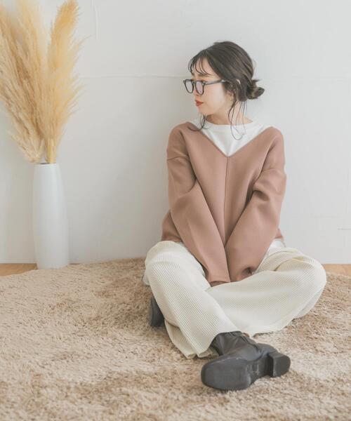 ITEMS URBANRESEARCH（アイテムズ アーバンリサーチ）の「ダンボールVネックプルオーバー（Tシャツ/カットソー・レディース・チャコールグレー/モカ/ベージュ・FREE）」の15枚目の写真