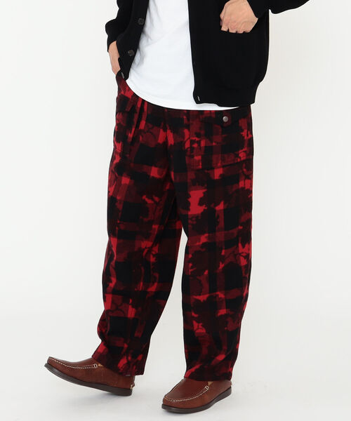 BEAMS PLUS（ビームスプラス）の「BEAMS PLUS / ウール チェック カモフラージュプリント ブッシュパンツ（その他パンツ・メンズ・ホワイト/レッド・SMALL/MEDIUM/LARGE/X-LARGE）」の21枚目の写真