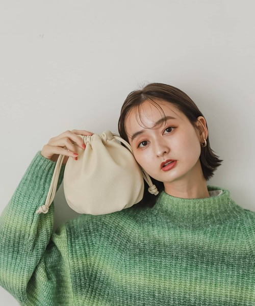 SENSE OF PLACE by URBAN RESEARCH（センスオブプレイスバイアーバンリサーチ）の「巾着ショルダーバッグ（ショルダーバッグ・レディース・モカ/グリーン/ブラック/アイボリー・ONE）」の17枚目の写真