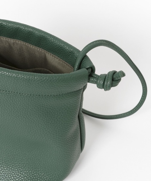 SENSE OF PLACE by URBAN RESEARCH（センスオブプレイスバイアーバンリサーチ）の「巾着ショルダーバッグ（ショルダーバッグ・レディース・モカ/グリーン/ブラック/アイボリー・ONE）」の20枚目の写真