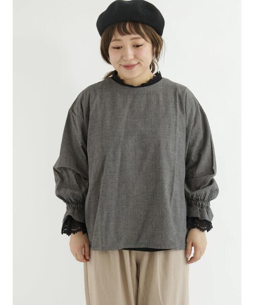 Samansa Mos2（サマンサ モスモス）の「袖口レースレイヤードTブラウス（シャツ/ブラウス・レディース・ブラック/グリーン/ネイビー/キナリ・ﾌﾘ-）」の16枚目の写真