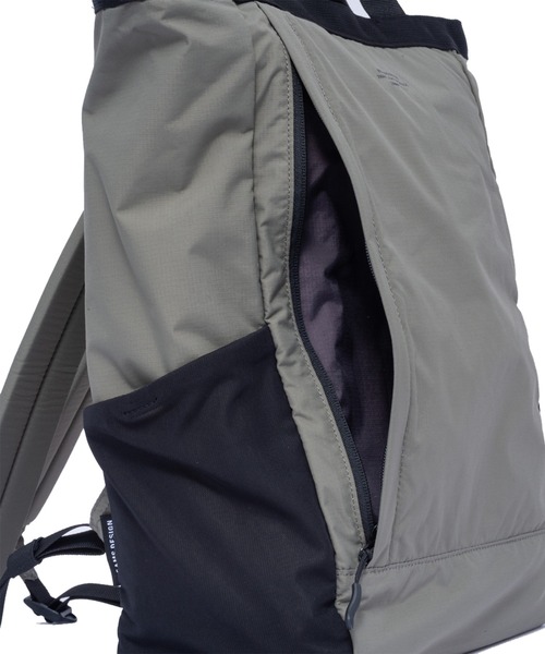 BEAMS DESIGN(ビームス デザイン)の「BEAMS DESIGN (ビームスデザイン) RIPSTOP TOWN2WAY バッグパック(バックパック/リュック・メンズ・カーキ/ブラウン/ブラック・FREE)」の11枚目の写真