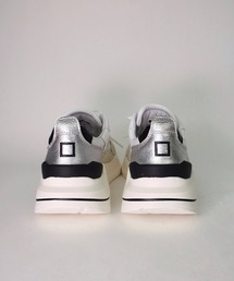 D.A.T.E.（デイト）の「【D.A.T.E】FUGA DRAGON WHITE-BEIGE