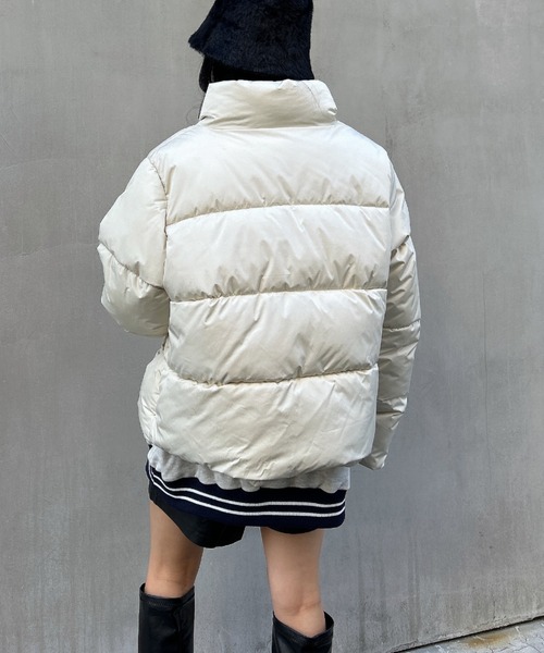 INGNI（イング）の「スタンド中綿ブルゾン（ブルゾン・レディース・ブラック/カーキ/アイボリー・M）」の4枚目の写真