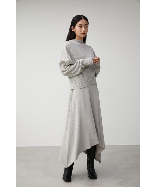 AZUL by moussy(アズールバイマウジー)の「IRREGULAR HEM FLARE SET OP/イレギュラーヘムフレアーセットワンピース(ワンピース・レディース・ブラック/ダークベージュ/ライトグレー・MEDIUM/SMALL)」の16枚目の写真