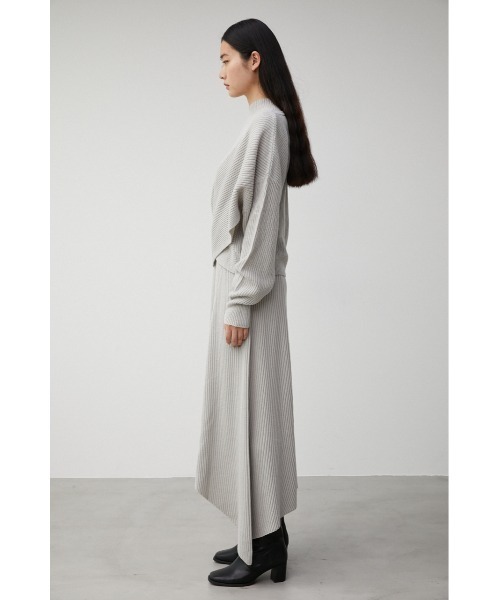 AZUL by moussy(アズールバイマウジー)の「IRREGULAR HEM FLARE SET OP/イレギュラーヘムフレアーセットワンピース(ワンピース・レディース・ブラック/ダークベージュ/ライトグレー・MEDIUM/SMALL)」の18枚目の写真