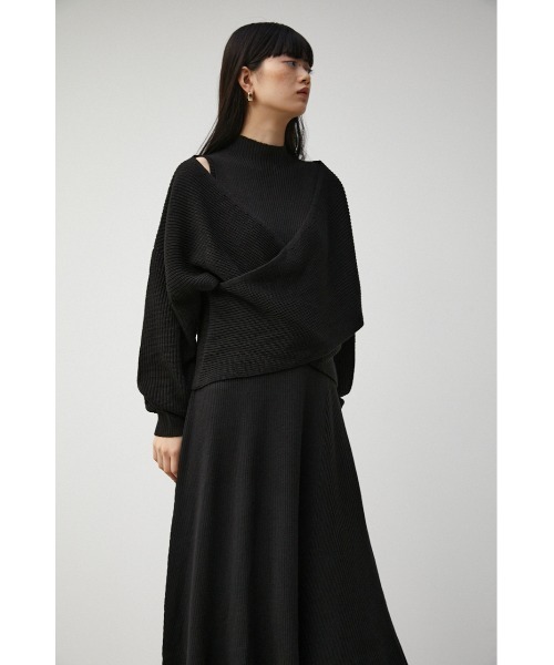 AZUL by moussy(アズールバイマウジー)の「IRREGULAR HEM FLARE SET OP/イレギュラーヘムフレアーセットワンピース(ワンピース・レディース・ブラック/ダークベージュ/ライトグレー・MEDIUM/SMALL)」の4枚目の写真