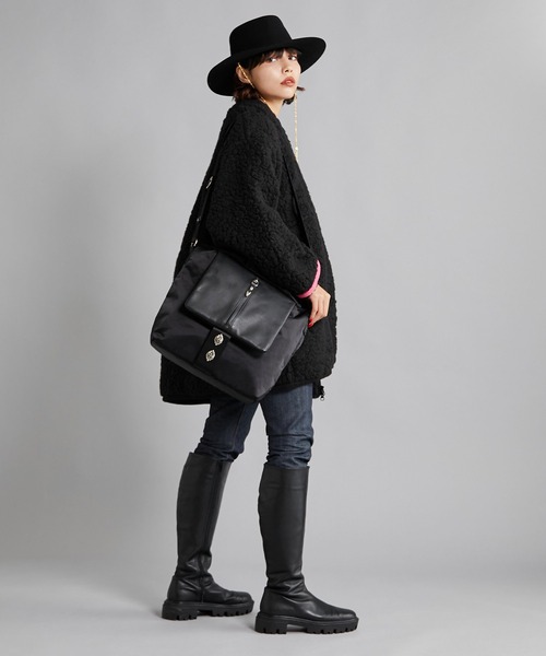 ear PAPILLONNERメタルパーツトートバッグ ear PAPILLONNER トートバッグ 「ポケット8個/ショルダー付き