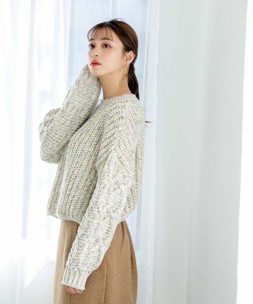 fifth(フィフス)の「【スタイリストレコメンド】ケーブルスリーブミックスニット(ニット/セーター・レディース・グリーン/ネイビー/ベージュ・M)」の22枚目の写真