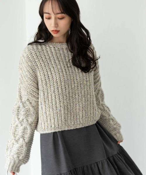 fifth(フィフス)の「【スタイリストレコメンド】ケーブルスリーブミックスニット(ニット/セーター・レディース・グリーン/ネイビー/ベージュ・M)」の5枚目の写真