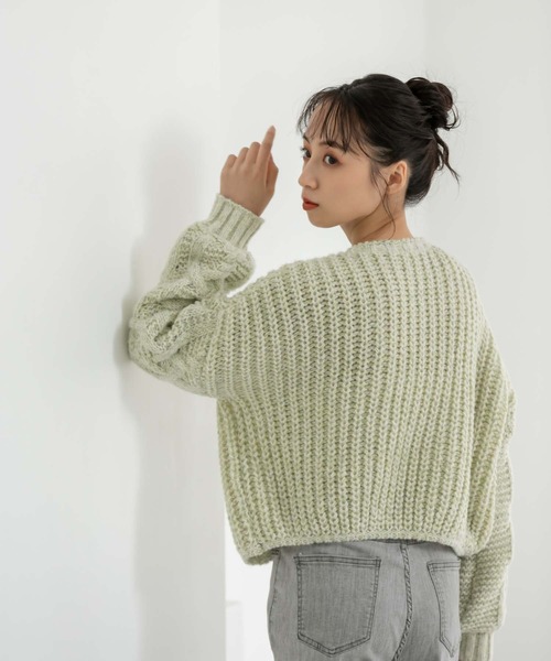 fifth(フィフス)の「【スタイリストレコメンド】ケーブルスリーブミックスニット(ニット/セーター・レディース・グリーン/ネイビー/ベージュ・M)」の6枚目の写真