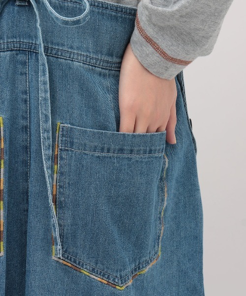 チチカカ(チチカカ)の「ライトオンスデニムサロペットパンツ(サロペット/オーバーオール・レディース・インディゴブルー/ブルー・FREE)」の13枚目の写真