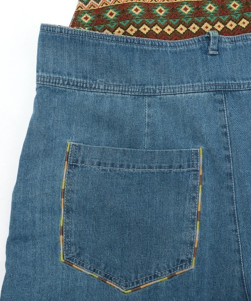 チチカカ(チチカカ)の「ライトオンスデニムサロペットパンツ(サロペット/オーバーオール・レディース・インディゴブルー/ブルー・FREE)」の14枚目の写真