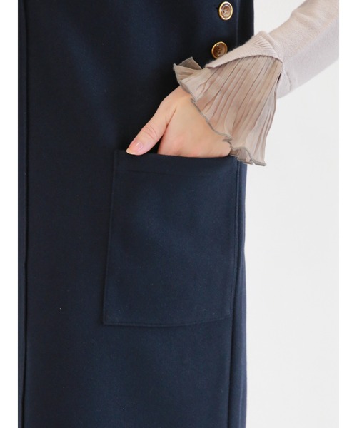 Te chichi（テチチ）の「サイド釦ポケット付ジャンパースカート（ジャンパースカート・レディース・チャコールグレー/ネイビー・ﾌﾘ-）」の8枚目の写真