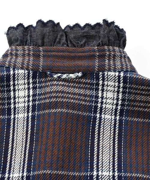 45R（フォーティファイブアール）の「藍ざっくりネルフリルブラウス