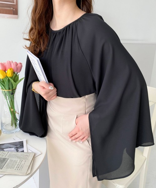 moment+（モーメントプラス）の「シフォンジョーゼットスリットフレア