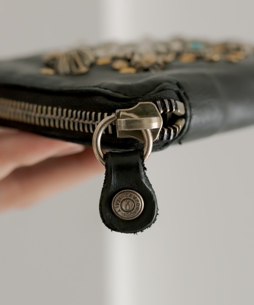CAMPOMAGGI（カンポマッジ）の「《WEB限定》【CAMPO MAGGI(カンポマッジ)】スタッズミニウォレット（財布・レディース・ブラック・FREE）」の6枚目の写真