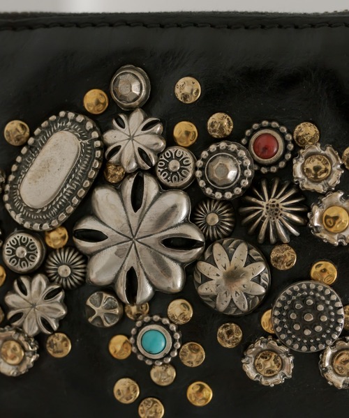 CAMPOMAGGI（カンポマッジ）の「《WEB限定》【CAMPO MAGGI(カンポマッジ)】スタッズミニウォレット（財布・レディース・ブラック・FREE）」の7枚目の写真