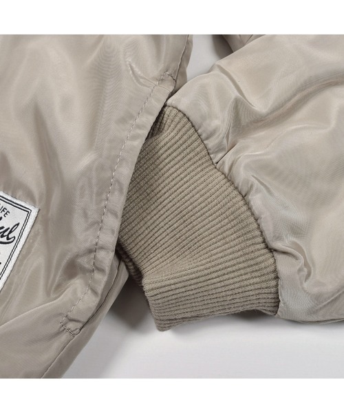 SLAP SLIP(スラップスリップ)の「SLAPSLIP/MA-1スタジャンリバーシブルジャケット(80~130cm)(スタジャン・キッズ・ベージュ/グリーン・110/80/120/130/100/90)」の22枚目の写真