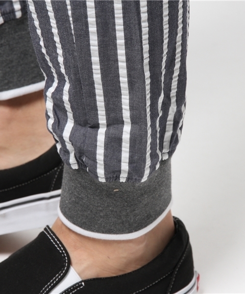 ABAHOUSE（アバハウス）の「EUサッカーストライプ　リブパンツ（その他パンツ・メンズ・チャコールグレー・2/3）」の7枚目の写真