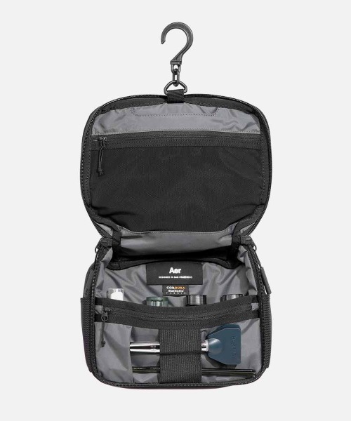 Aer(エアー)の「Aer(エアー)Travel Kit 2 BLACK AER-21039 正規商品(ハンドバッグ・メンズ・ブラック・F)」の11枚目の写真