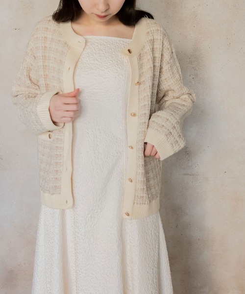 RANDA（ランダ）の「ラメ混ツイードライクニットカーディガン（カーディガン/ボレロ・レディース・ブラック/ホワイト/ベージュ・FREE）」の22枚目の写真