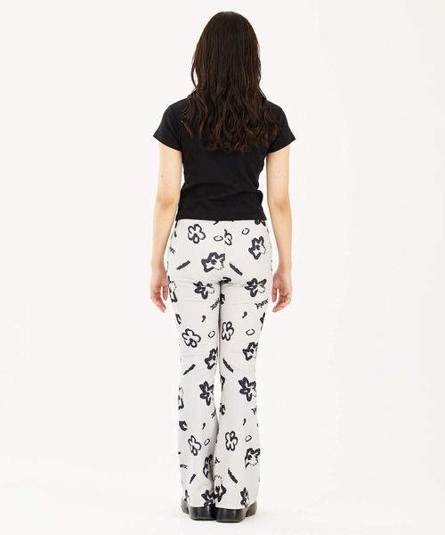 X-girl（エックスガール）の「FACE S/S BABY TEE（Tシャツ/カットソー・レディース・ブラック/オリーブ/ホワイト・S/M）」の18枚目の写真