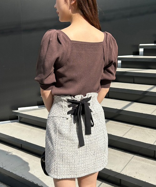 one after another NICE CLAUP（ワンアフターアナザーナイスクラップ）の「大人ガーリーなオフィススタイルにも。ケープ付きニット（ニット/セーター・レディース・ブラウン/オフホワイト/ピンク/ライトピンク・FREE）」の16枚目の写真