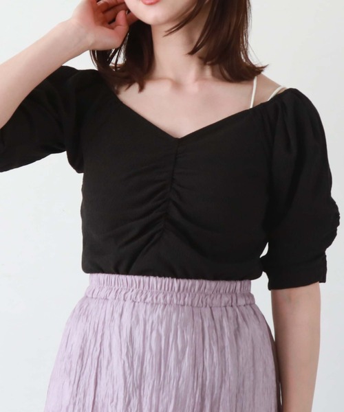 archives(アルシーヴ)の「2wayギャザー楊柳カットTOPS(Tシャツ/カットソー・レディース・オフホワイト/ブラック/アイボリー/グリーン・MEDIUM)」の19枚目の写真