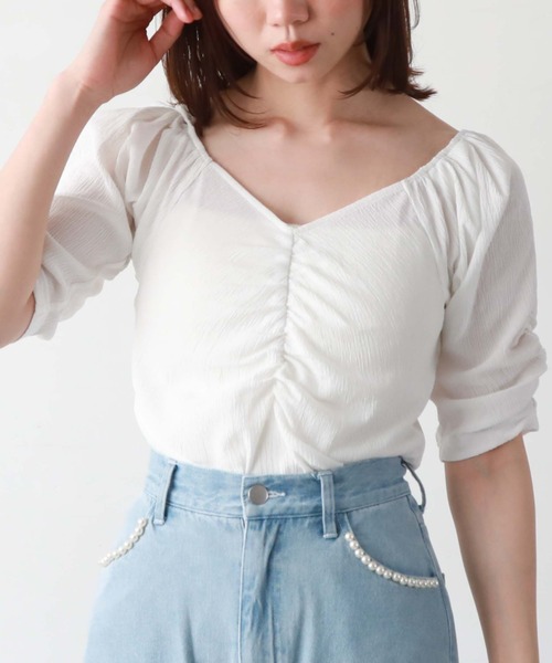 archives(アルシーヴ)の「2wayギャザー楊柳カットTOPS(Tシャツ/カットソー・レディース・オフホワイト/ブラック/アイボリー/グリーン・MEDIUM)」の5枚目の写真