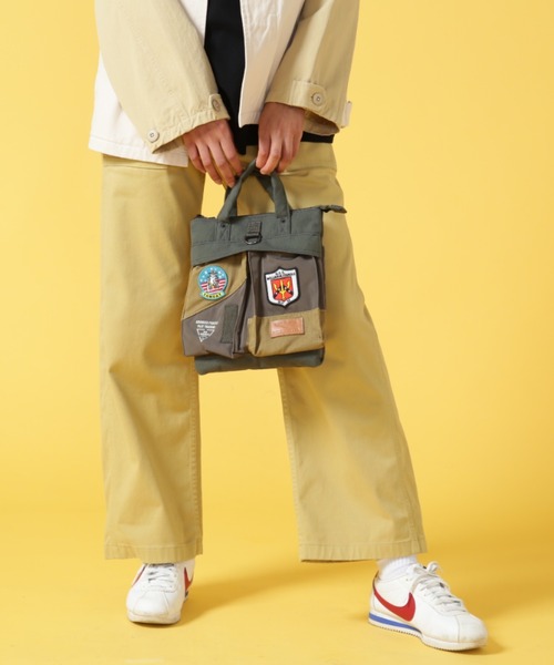 AVIREX（アヴィレックス）の「TOP GUN MINI HELMET SHOULDER BAG/ トップガン ミニヘルメットショルダーバッグ（ショルダーバッグ・レディース・オリーブ/ブラック・FREE）」の14枚目の写真