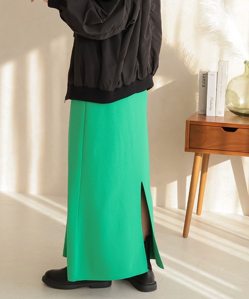 Social GIRL（ソーシャルガール）の「バックスリット ニット ロングスカート Aラインスカート（スカート・レディース・ブラック/オフホワイト/グリーン/チェリーレッド/キナリ・M）」の16枚目の写真