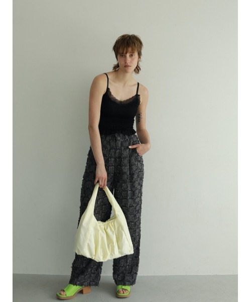 AMAIL(アマイル)の「Wrinkles tote(トートバッグ・レディース・イエロー/アイボリー・FREE)」の15枚目の写真