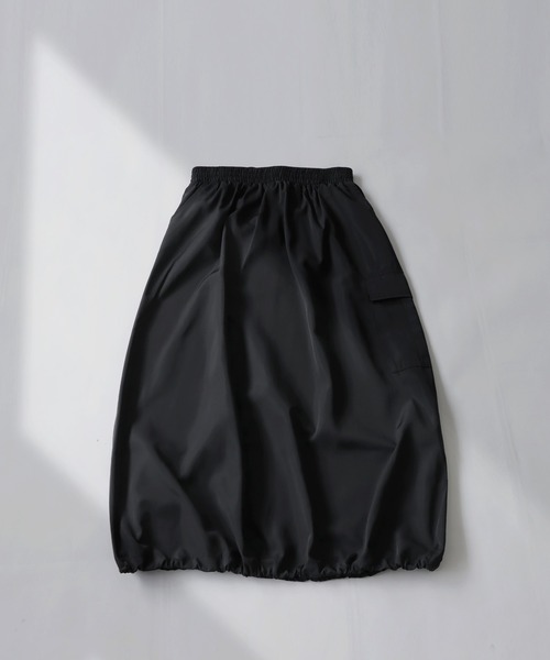 antiqua（アンティカ）の「ドロスト紐付きナイロンカーゴスカート（スカート・レディース・カーキ/ブラック/グレー・FREE）」の17枚目の写真