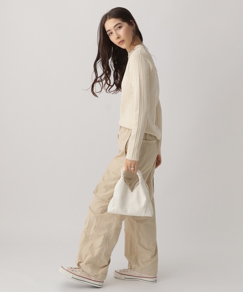 saloon（サルーン）の「SALOON(サルーン)/フリルハンドルミニショルダー（ショルダーバッグ・レディース・ブラック/グリーン/アイボリー・FREE）」の16枚目の写真