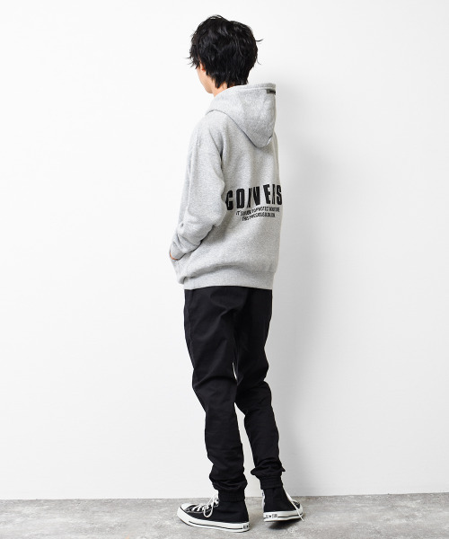 CONVERSE(コンバース)の「【裏起毛】CONVERSE 別注バックプリントフーディートレーナー(パーカー・キッズ・グレイッシュベージュ/杢グレー/ブラック・150/160/140/130)」の7枚目の写真