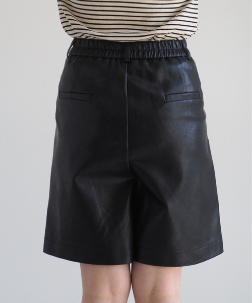 新品未使用 SACRA ショートパンツ フェイクレザー エコレザー 楽天市場】「在庫一掃」エコレザーショートパンツ ショート