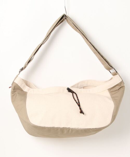 UNIVERSAL OVERALL(ユニバーサルオーバーオール)の「UNIVERSAL OVERALL / NEWS PAPER BAG / UVO-151(ショルダーバッグ・レディース・ネイビー/パープル/ベージュ/ブラウン/グレー/ブラック・ONESIZE)」の8枚目の写真