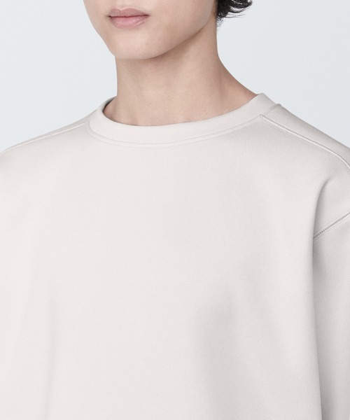 無印良品(ムジルシリョウヒン)の「〔MUJI WALKER〕紳士 UVカット乾きやすいスウェットシャツ(スウェット・メンズ・ダークグリーン/グレー系1/ブラック/オフホワイト・S/XL/L/M)」の20枚目の写真