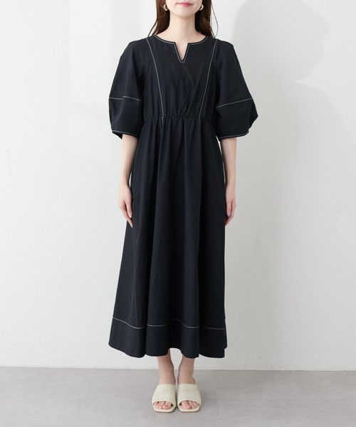 natural couture（ナチュラルクチュール）の「ランタンスリーブワンピース（ワンピース・レディース・ブラック/インディゴブルー/ベージュ/ドット・MEDIUM/LARGE）」の9枚目の写真