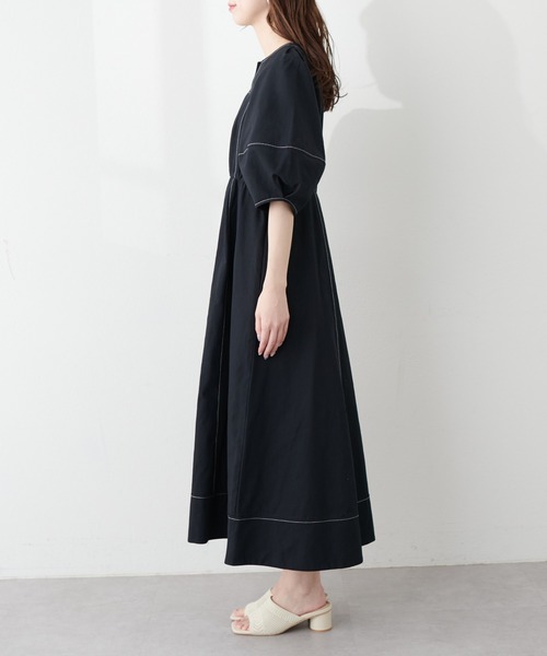 natural couture（ナチュラルクチュール）の「ランタンスリーブワンピース（ワンピース・レディース・ブラック/インディゴブルー/ベージュ/ドット・MEDIUM/LARGE）」の10枚目の写真