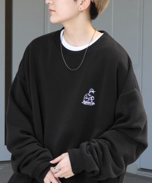 ILL'S（イルズ）の「ワンポイント刺繍ロゴ おじ / デイリーウォーキング ビッグシルエット プルオーバースウェット カットソー ユニセックス【ILL’S】（スウェット・メンズ・グレー系その他2/グレー系その他3/グレー系その他4/グレー系その他5/グリーン系その他/グリーン/グレー/チャコールグレー/ブラック系その他/グレー系その他6/ブラック系その他3/ブラック/グレー系その他/ブラック系その他2/ベージュ・S/M/L/XL）」の4枚目の写真