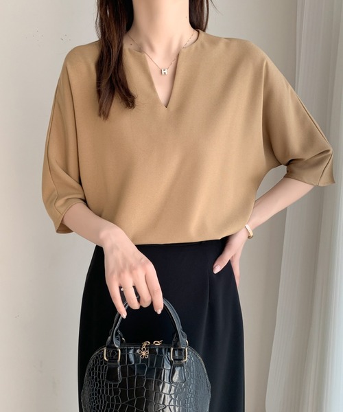 ECLIN(エクラン)の「キーネック半袖ブラウス(シャツ/ブラウス・レディース・チャコールグレー/ブラック/ベージュ/アイボリー・M/L)」の22枚目の写真