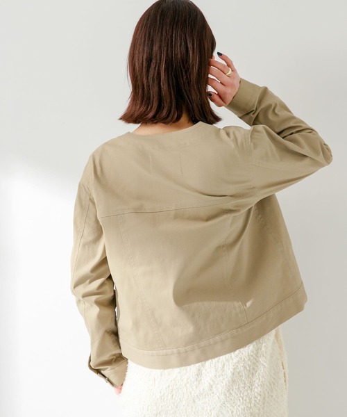 URBAN RESEARCH Sonny Label(アーバンリサーチサニーレーベル)の「ナチュラルストレッチノーカラーコットンジャケット(ノーカラージャケット・レディース・オフホワイト/ベージュ/グレー系その他・FREE)」の16枚目の写真