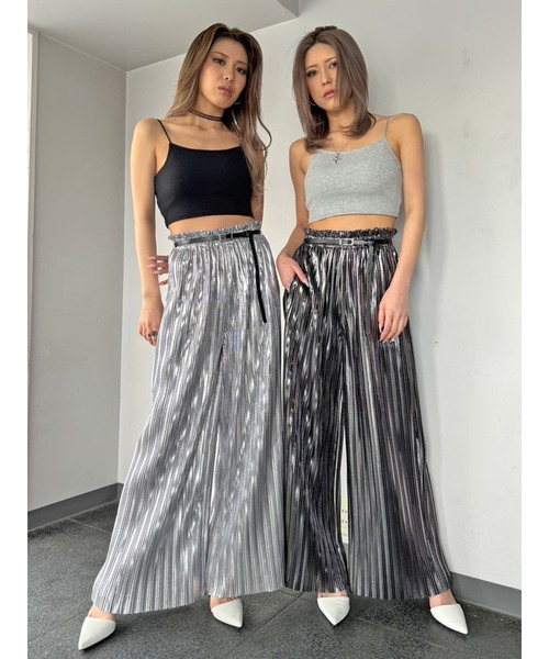 EGOIST（エゴイスト）の「シャイニープリーツワイドパンツ（その他パンツ・レディース・ブラック/シルバー・FREE）」の4枚目の写真