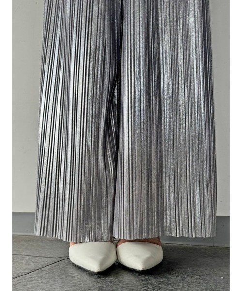 EGOIST（エゴイスト）の「シャイニープリーツワイドパンツ（その他パンツ・レディース・ブラック/シルバー・FREE）」の6枚目の写真