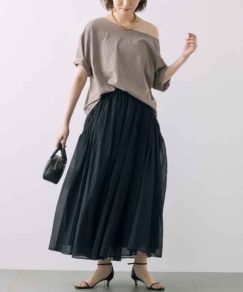 BABYLONE（バビロン）の「天竺バックオープンＴシャツ（Tシャツ/カットソー・レディース・オフホワイト/グレイッシュベージュ・フリー）」の12枚目の写真