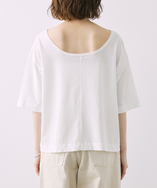 BABYLONE（バビロン）の「天竺バックオープンＴシャツ（Tシャツ/カットソー・レディース・オフホワイト/グレイッシュベージュ・フリー）」の17枚目の写真