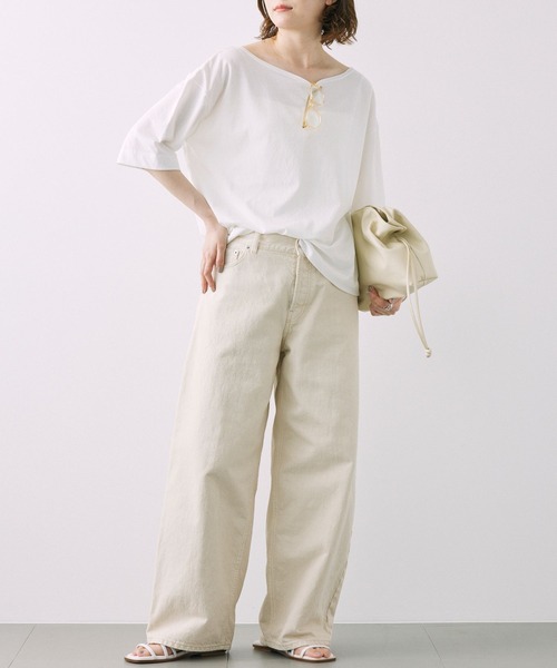 BABYLONE（バビロン）の「天竺バックオープンＴシャツ（Tシャツ/カットソー・レディース・オフホワイト/グレイッシュベージュ・フリー）」の6枚目の写真